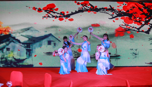 大禹漢光2018年“同心同行，共創(chuàng)未來”主題年會(huì)圓滿成功